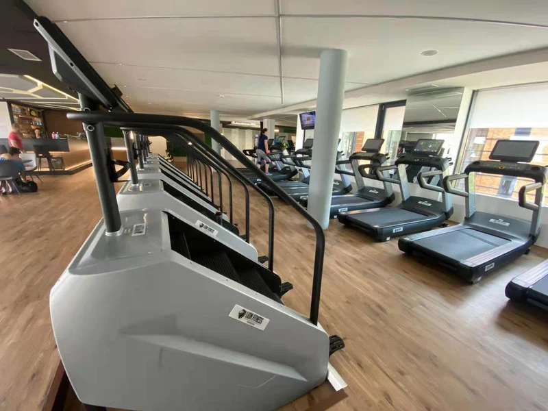 TZ-FITNESS® STAIR CLIMPER TZ-N2040A Treppensteiger mit Android LCD Touch Screen