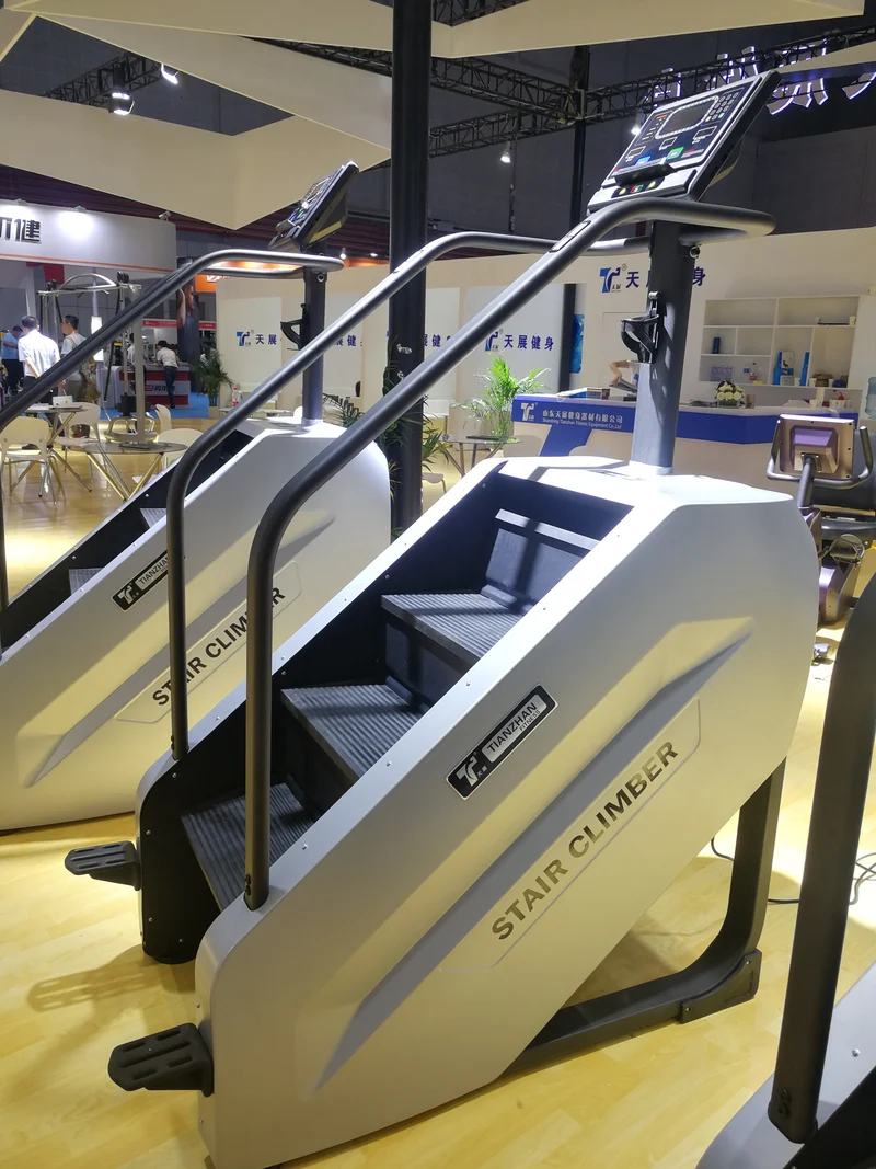 TZ-FITNESS® STAIR CLIMPER TZ-N2040B Treppensteiger mit Standard LED Konsole