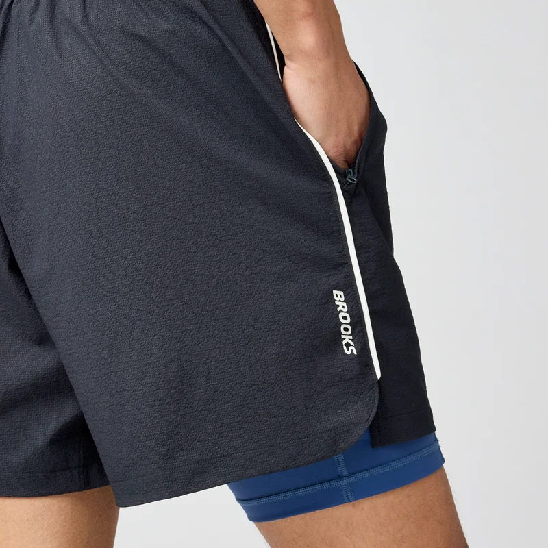 Movement Short