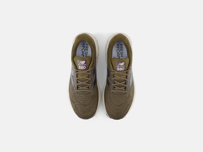 Fresh Foam 880v15 B