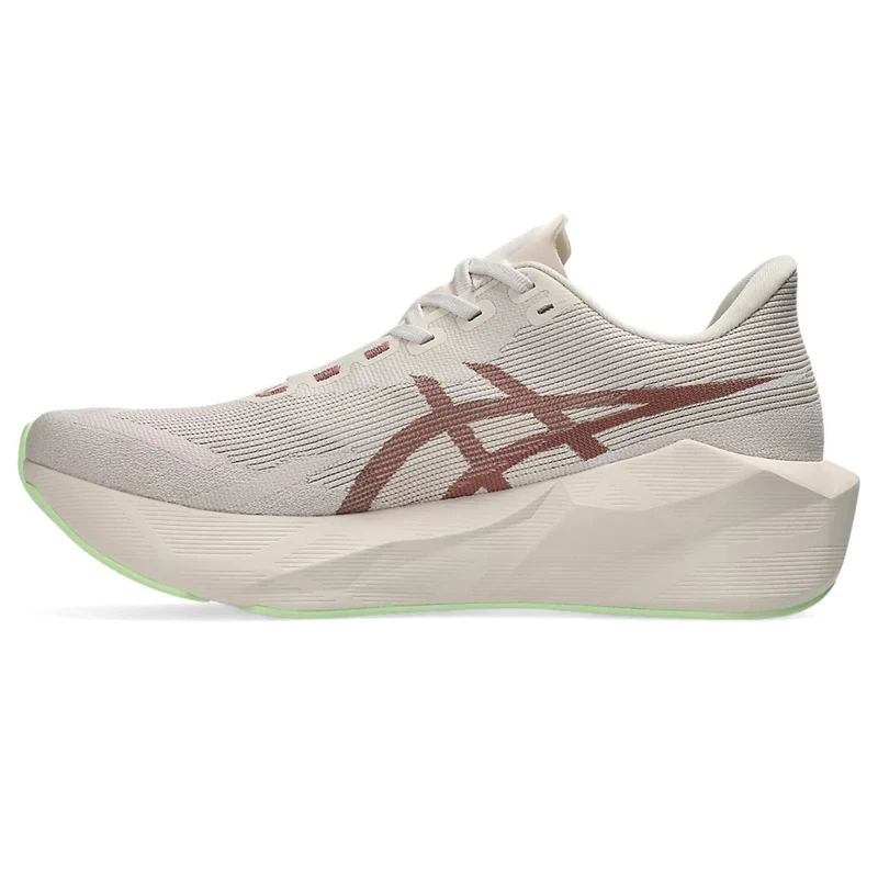 NOVABLAST 6 Laufschuhe
