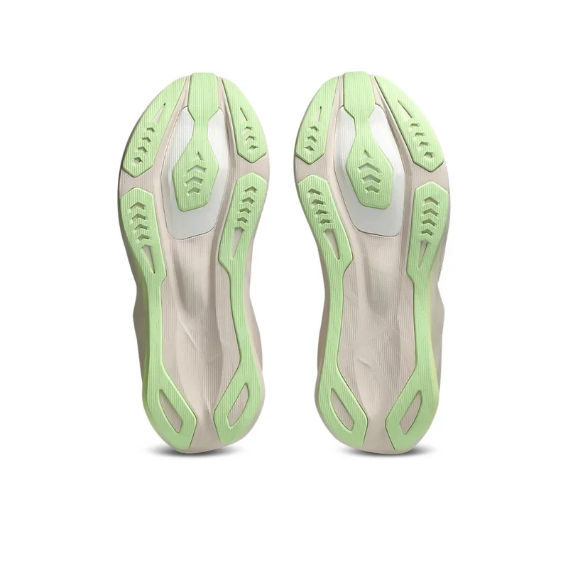 NOVABLAST 6 Laufschuhe