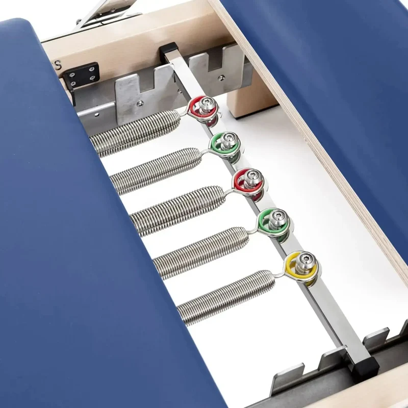Elina Pilates Lignum Reformer mit Tower