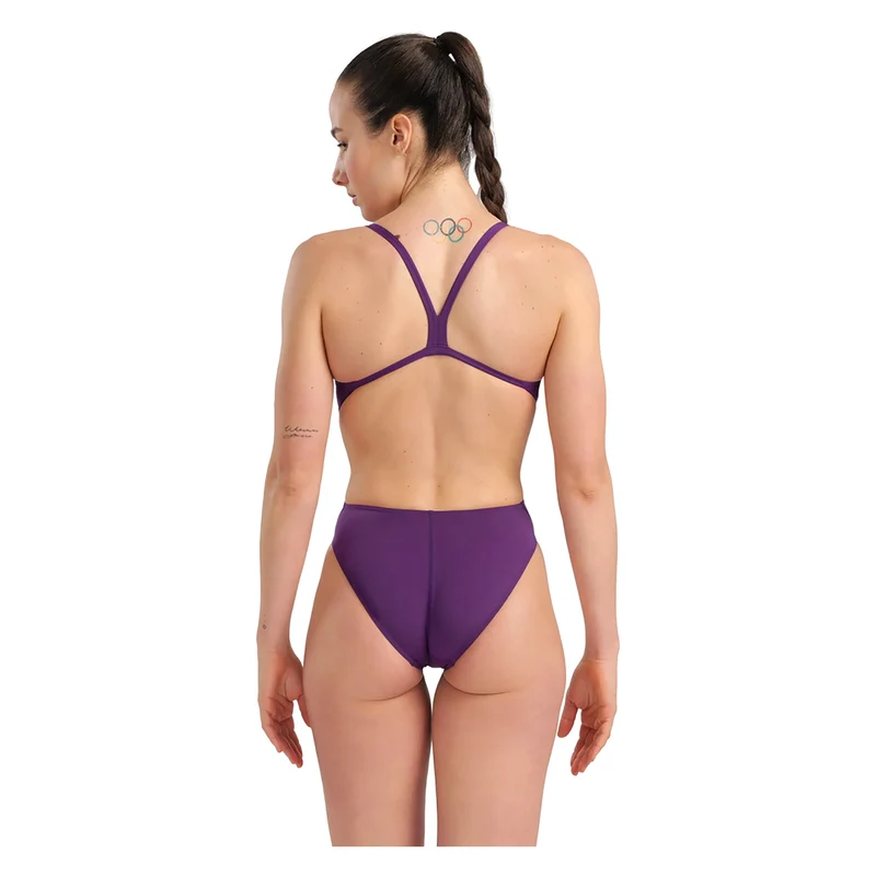 W Team Swimsuit Challenge Solid