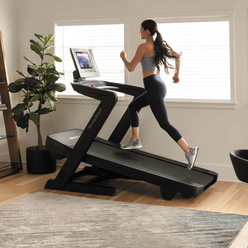 NordicTrack Laufband Commercial 1750 klappbar