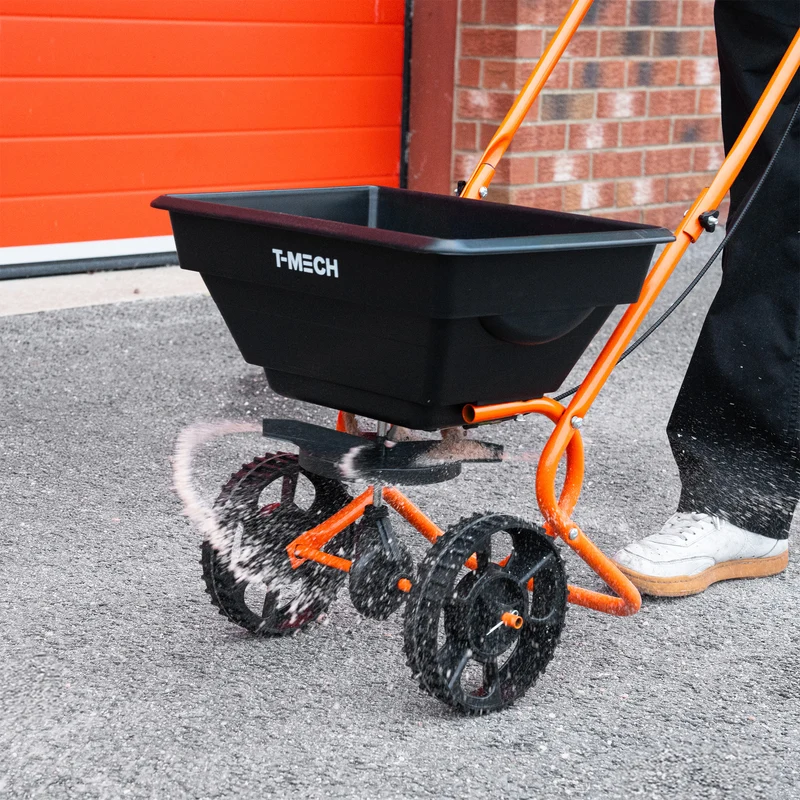 T-Mech Rasennivellierer und Rotationsstreuer 100cm – Grün