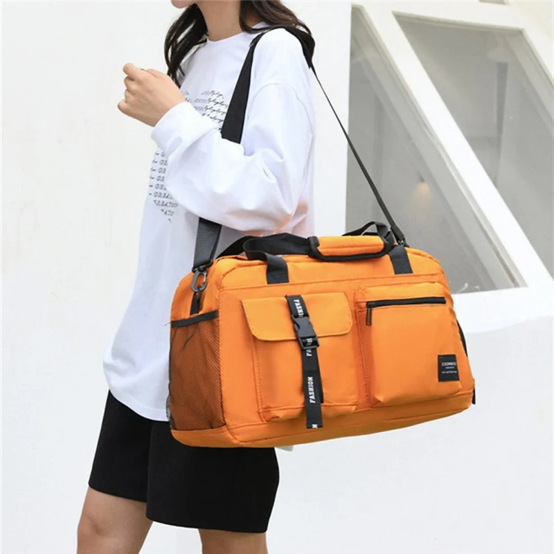 Sporttasche 32L, robuste Gym Bag aus Oxford-Stoff mit Nass-/Trockentrennung und Schultergurt, perfekt für Fitness, Reisen und Training