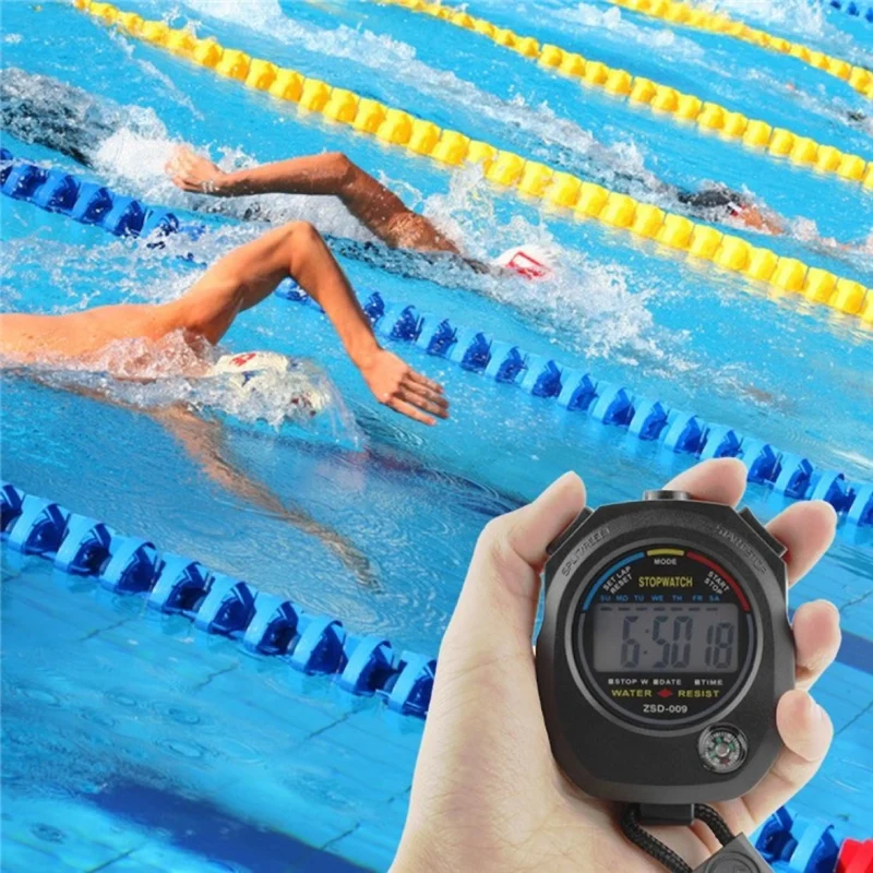 Digitale Sport Stoppuhr wasserdicht, Profi-Timer für Schwimmen, Laufen, Fußball mit Uhrzeit, Datum & Wecker