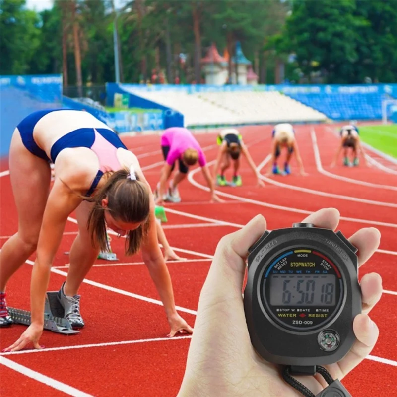 Digitale Sport Stoppuhr wasserdicht, Profi-Timer für Schwimmen, Laufen, Fußball mit Uhrzeit, Datum & Wecker