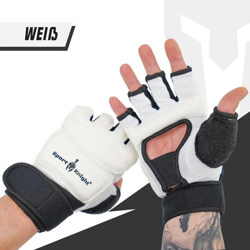Boxhandschuhe MMA, optimale Bewegungsfreiheit, gepolstert, lange Bandage und verstellbarer Klettverschluss